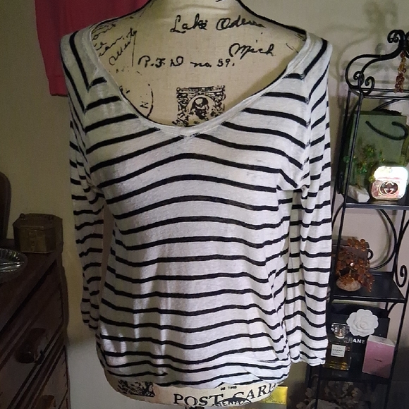 CASLON NORDSTROM Striped V-Neck Long Sleeve Top Size XS - Picture 1 of 7